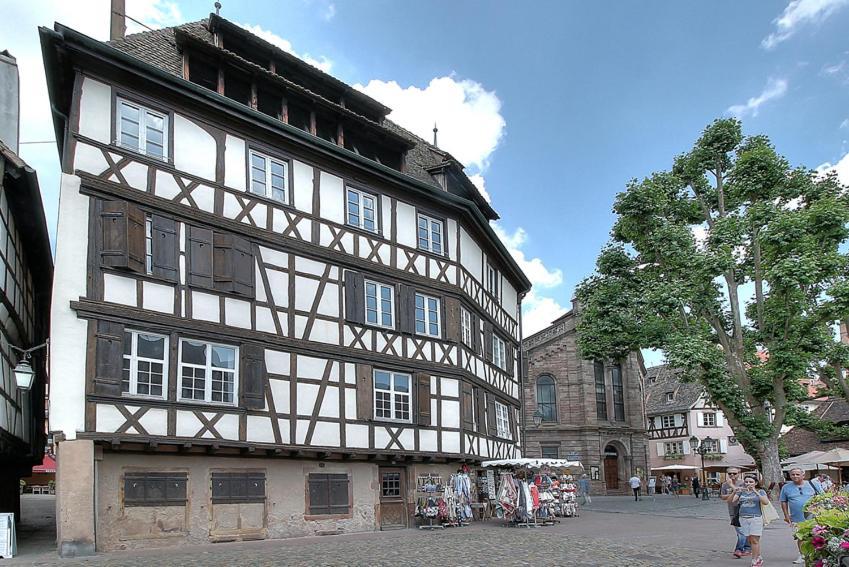 Appartement Le Bain Aux Plantes Strasbourg Exterior foto