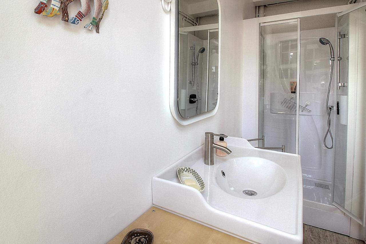 Appartement Le Bain Aux Plantes Strasbourg Exterior foto